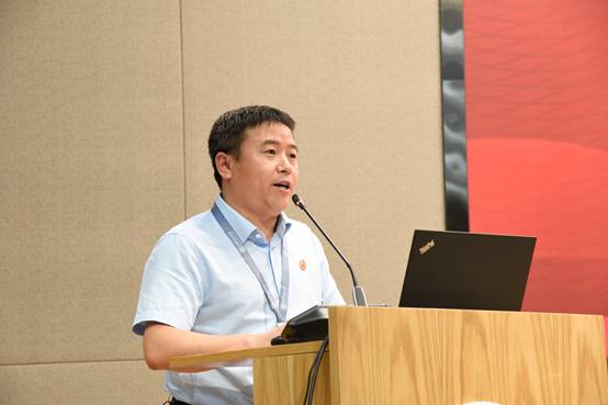 说明: //news.ogb88.net/__local/6/14/1A/19555EE2DC284AEB2FD07E6A5B7_E24C89AD_4F89.jpg